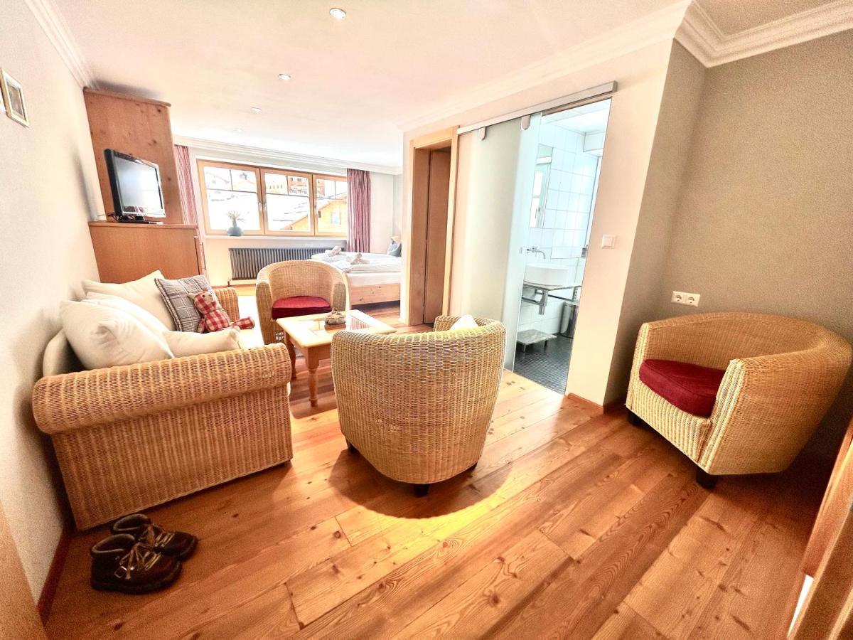 Bed & Breakfast Haus Wallis By Stayfritz - Ski-in Ski-out 'garni' Am Arlberg *