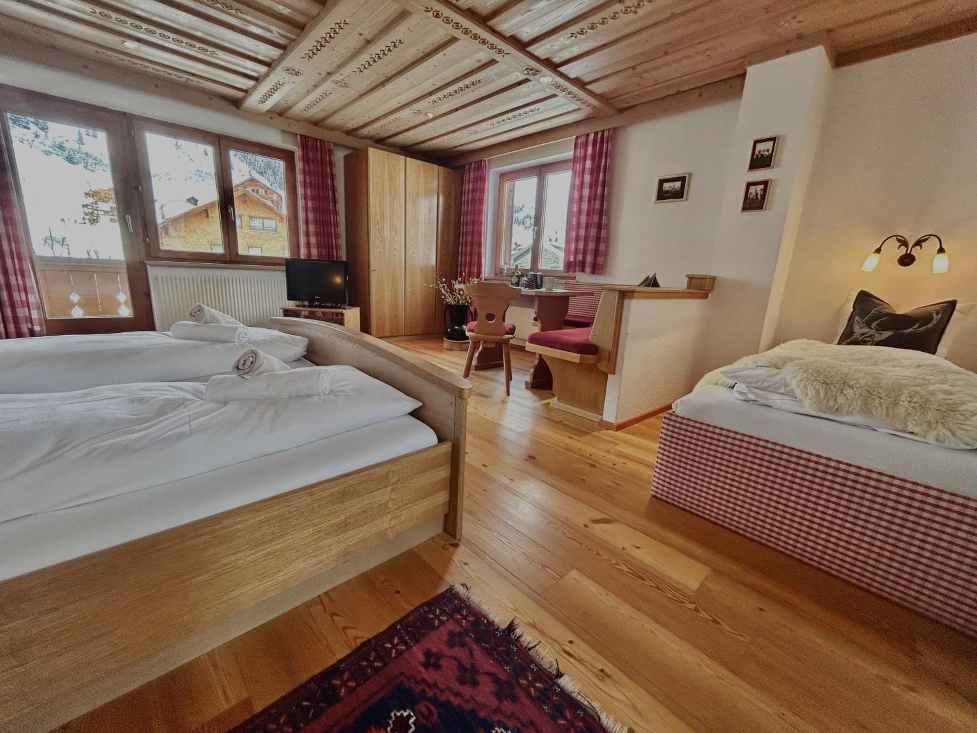 Haus Wallis By Stayfritz - Ski-in Ski-out 'garni' Am Arlberg
